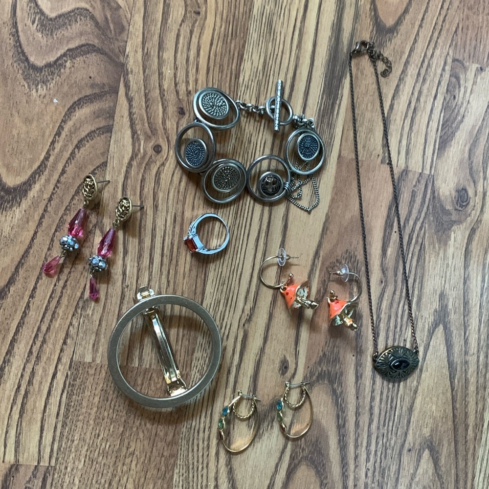 JEWELRY LOT 2